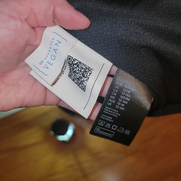 H&M Youth size 16/18 faux fur Jack - Picture 5 of 8